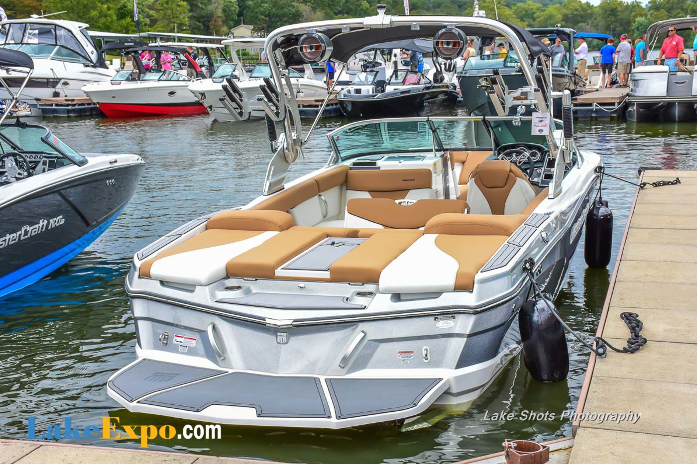Fall In Water Boat Show-111.jpg